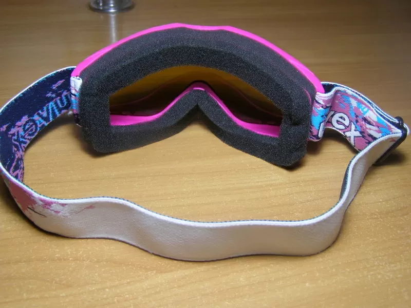 Лыжные очки фирмы UVEX 3